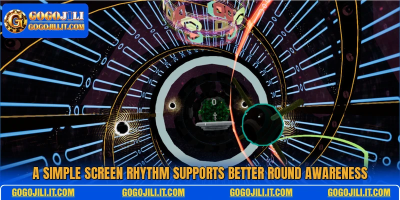 A simple screen rhythm supports better round awareness